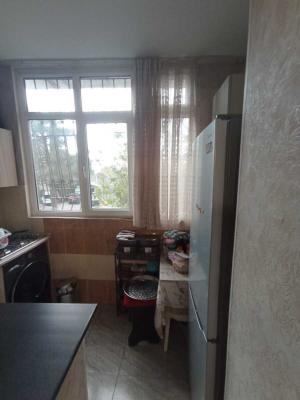 Bakı, köhnə tikili 2 otaqlı, satılır, 50 m²  , Nizami rayonu, 8-ci kilometr