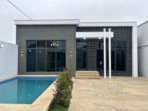 Bakı, həyət evi 4 otaqlı, satılır, 150 m² , 3 sot , Xəzər rayonu, Şüvəlan
