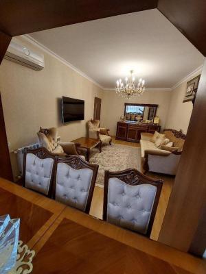 Bakı, köhnə tikili 3 otaqlı, satılır, 90 m²  , Səbail rayonu, Bayıl qəs.