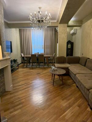 Bakı, yeni tikili 2 otaqlı, satılır, 92 m²  , Yasamal rayonu