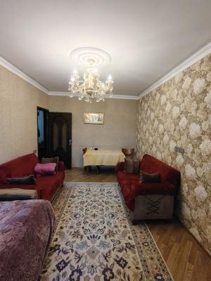 Bakı, köhnə tikili 2 otaqlı, satılır, 60 m²  , Suraxanı rayonu, Qaraçuxur qəs.
