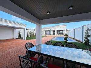 Bakı, həyət evi 4 otaqlı, satılır, 220 m² , 6 sot , Xəzər rayonu, Mərdəkan