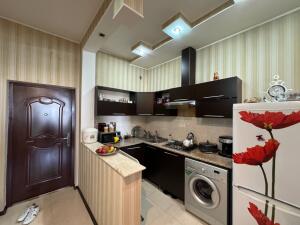 Bakı, yeni tikili 2 otaqlı, satılır, 72 m²  , Yasamal rayonu
