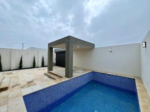 Bakı, həyət evi 4 otaqlı, satılır, 150 m² , 3 sot , Xəzər rayonu, Şüvəlan