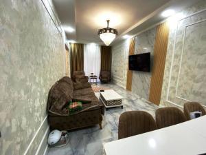 Bakı, bağ/həyət evi 5 otaqlı, satılır, 180 m² , 3.2 sot , Xəzər rayonu, Şüvəlan