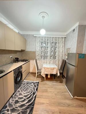 Bakı, köhnə tikili 2 otaqlı, satılır, 52 m²  , Nərimanov rayonu