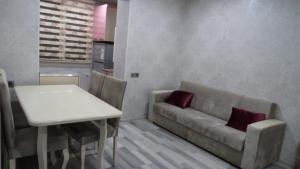 Bakı, köhnə tikili 2 otaqlı, kirayə, 55 m²  , Nərimanov rayonu
