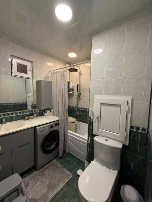 Bakı, köhnə tikili 3 otaqlı, satılır, 85 m²  , Yasamal rayonu, Yeni Yasamal qəs.