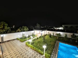 Bakı, həyət evi 5 otaqlı, satılır, 350 m² , 8 sot , Xəzər rayonu, Şüvəlan