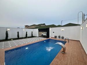Bakı, həyət evi 4 otaqlı, satılır, 140 m² , 3 sot , Xəzər rayonu, Şüvəlan
