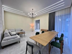 Bakı, bağ/həyət evi 4 otaqlı, satılır, 190 m² , 5 sot , Xəzər rayonu, Şüvəlan