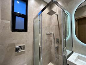 Bakı, həyət evi 5 otaqlı, satılır, 250 m² , 6 sot , Xəzər rayonu, Mərdəkan