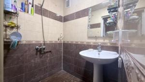 Sumqayıt, köhnə tikili 5 otaqlı, satılır, 95 m²  , 45-ci məhəllə