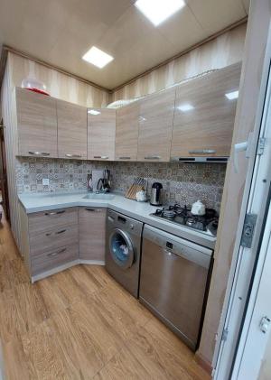 Bakı, köhnə tikili 3 otaqlı, satılır, 90 m²  , Səbail rayonu, Bayıl qəs.