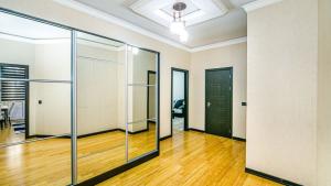 Bakı, yeni tikili 3 otaqlı, kirayə, 135 m²  , Yasamal rayonu, Yasamal qəs.