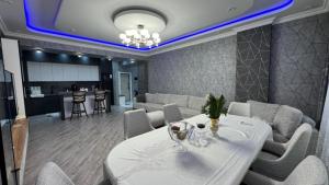 Bakı, yeni tikili 3 otaqlı, satılır, 100 m²  , Səbail rayonu