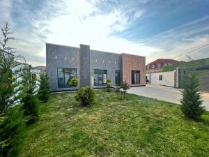 Bakı, həyət evi 4 otaqlı, satılır, 160 m² , 4.2 sot , Xəzər rayonu, Şüvəlan