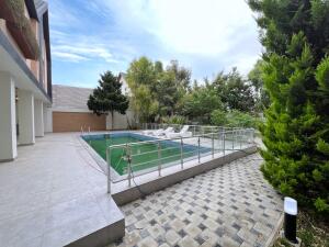 Bakı, həyət evi 5 otaqlı, satılır, 270 m² , 9 sot , Xəzər rayonu, Şüvəlan
