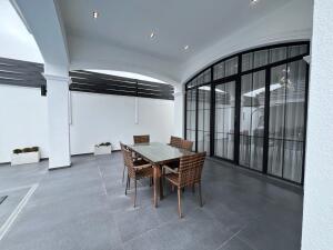 Bakı, həyət evi 4 otaqlı, satılır, 190 m² , 4.5 sot , Xəzər rayonu, Mərdəkan