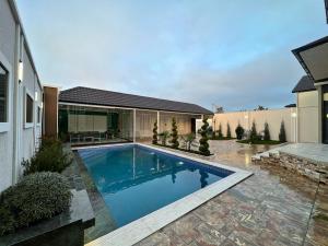 Bakı, bağ/həyət evi 4 otaqlı, satılır, 190 m² , 5 sot , Xəzər rayonu, Şüvəlan