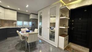 Bakı, köhnə tikili 3 otaqlı, satılır, 93 m²  , Səbail rayonu, Bayıl qəs.