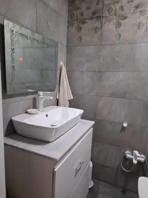 Bakı, yeni tikili 3 otaqlı, satılır, 135 m²  , Nəsimi rayonu, 5-ci mikrorayon
