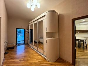 Bakı, bağ/həyət evi 5 otaqlı, satılır, 350 m² , 12 sot , Xəzər rayonu, Şüvəlan