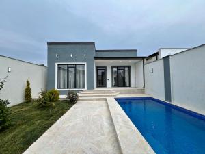Bakı, həyət evi 4 otaqlı, satılır, 155 m² , 3.5 sot , Xəzər rayonu, Şüvəlan
