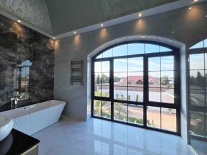 Bakı, həyət evi 6 otaqlı, satılır, 400 m² , 10 sot , Xəzər rayonu, Mərdəkan