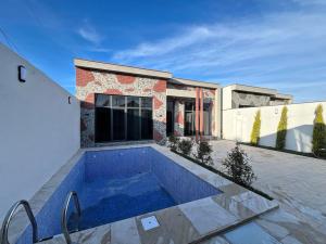 Bakı, həyət evi 4 otaqlı, satılır, 140 m² , 3 sot , Xəzər rayonu, Şüvəlan