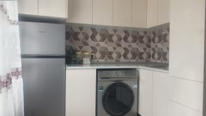 Qəbələ, yeni tikili 3 otaqlı, günlük kirayə, 90 m²  