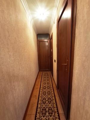 Bakı, köhnə tikili 3 otaqlı, satılır, 90 m²  , Nizami rayonu, 8-ci kilometr