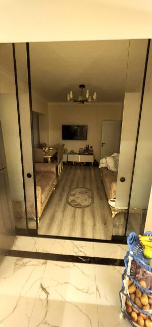 Bakı, köhnə tikili 3 otaqlı, satılır, 65 m²  , Binəqədi rayonu, 8-ci mikrorayon