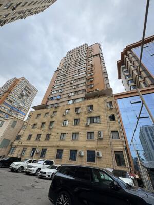 Bakı, yeni tikili 4 otaqlı, satılır, 180 m²  , Xətai rayonu