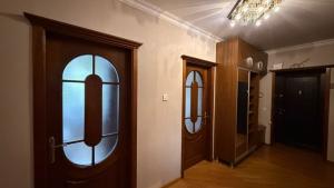 Bakı, köhnə tikili 3 otaqlı, satılır, 110 m²  , Nizami rayonu, 8-ci kilometr