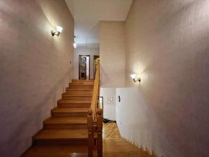 Bakı, bağ/həyət evi 5 otaqlı, satılır, 350 m² , 12 sot , Xəzər rayonu, Şüvəlan