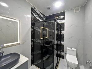 Bakı, həyət evi 4 otaqlı, satılır, 270 m² , 3 sot , Xəzər rayonu, Şüvəlan