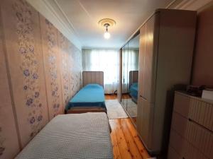 Bakı, köhnə tikili 2 otaqlı, satılır, 55 m²  , Nizami rayonu, 8-ci kilometr