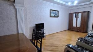 Bakı, yeni tikili 2 otaqlı, kirayə, 60 m²  , Binəqədi rayonu, 8-ci mikrorayon