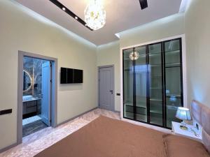 Bakı, həyət evi 5 otaqlı, satılır, 220 m² , 5.5 sot , Xəzər rayonu, Mərdəkan