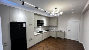 Bakı, yeni tikili 3 otaqlı, satılır, 140 m²  , Nizami rayonu