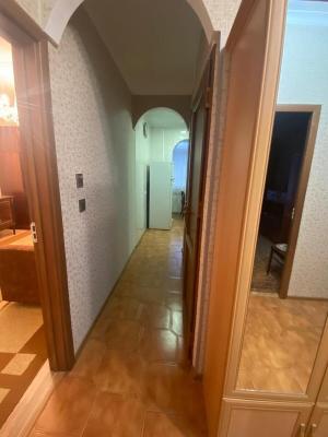Bakı, köhnə tikili 4 otaqlı, satılır, 100 m²  , Xətai rayonu, Köhnə günəşli qəs.