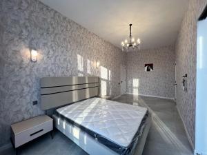 Bakı, həyət evi 4 otaqlı, satılır, 270 m² , 3 sot , Xəzər rayonu, Şüvəlan