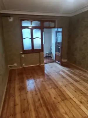 Xırdalan, köhnə tikili 2 otaqlı, satılır, 60 m²  