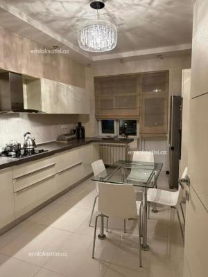 Bakı, yeni tikili 3 otaqlı, satılır, 130 m²  , Yasamal rayonu