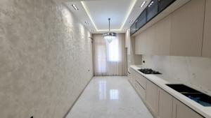 Bakı, yeni tikili 3 otaqlı, satılır, 130 m²  , Yasamal rayonu, Yasamal qəs.