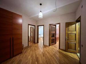 Bakı, bağ/həyət evi 5 otaqlı, satılır, 350 m² , 12 sot , Xəzər rayonu, Şüvəlan