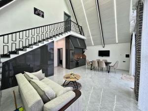 Bakı, bağ/həyət evi 4 otaqlı, satılır, 130 m² , 2 sot , Xəzər rayonu, Şüvəlan