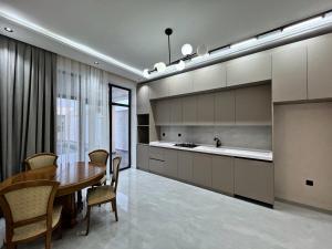 Bakı, həyət evi 4 otaqlı, satılır, 160 m² , 4 sot , Xəzər rayonu, Mərdəkan