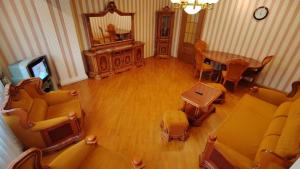 Bakı, köhnə tikili 2 otaqlı, günlük kirayə, 75 m²  , Səbail rayonu